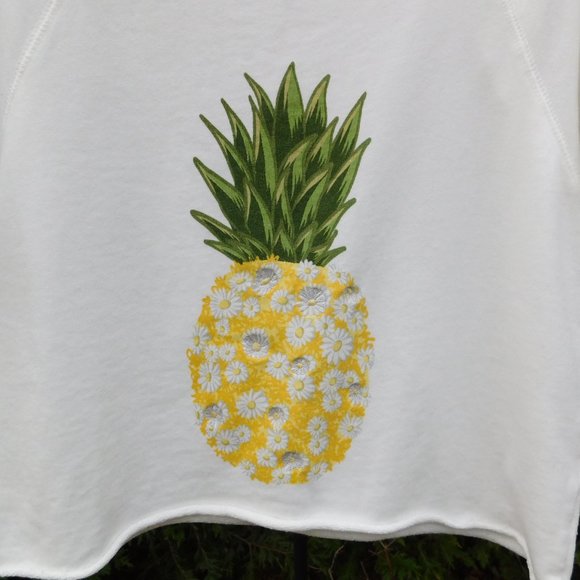 Wildfox Cropped Pineapple Sweatshirt with Raw Hem NWT - Picture 3 of 4